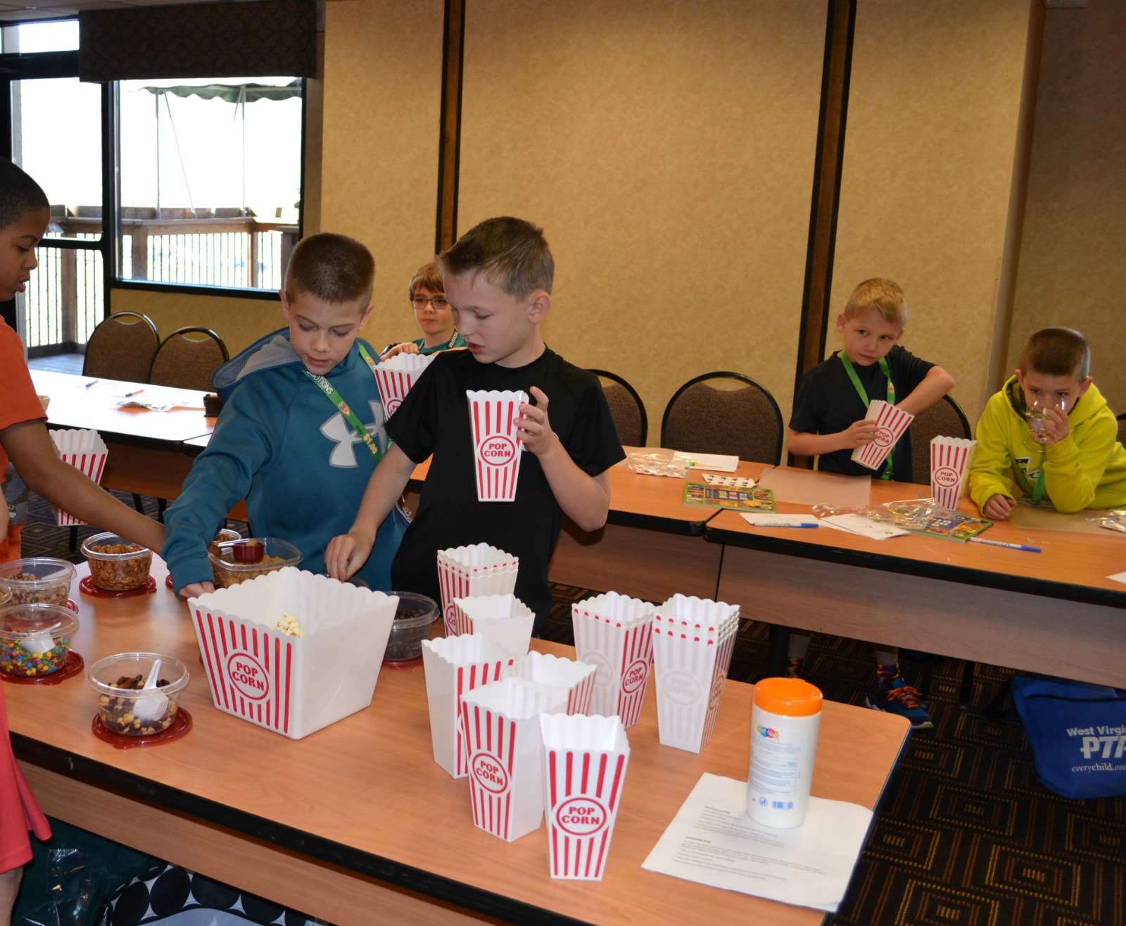 healthy snack, popcorn bar, pta workshop