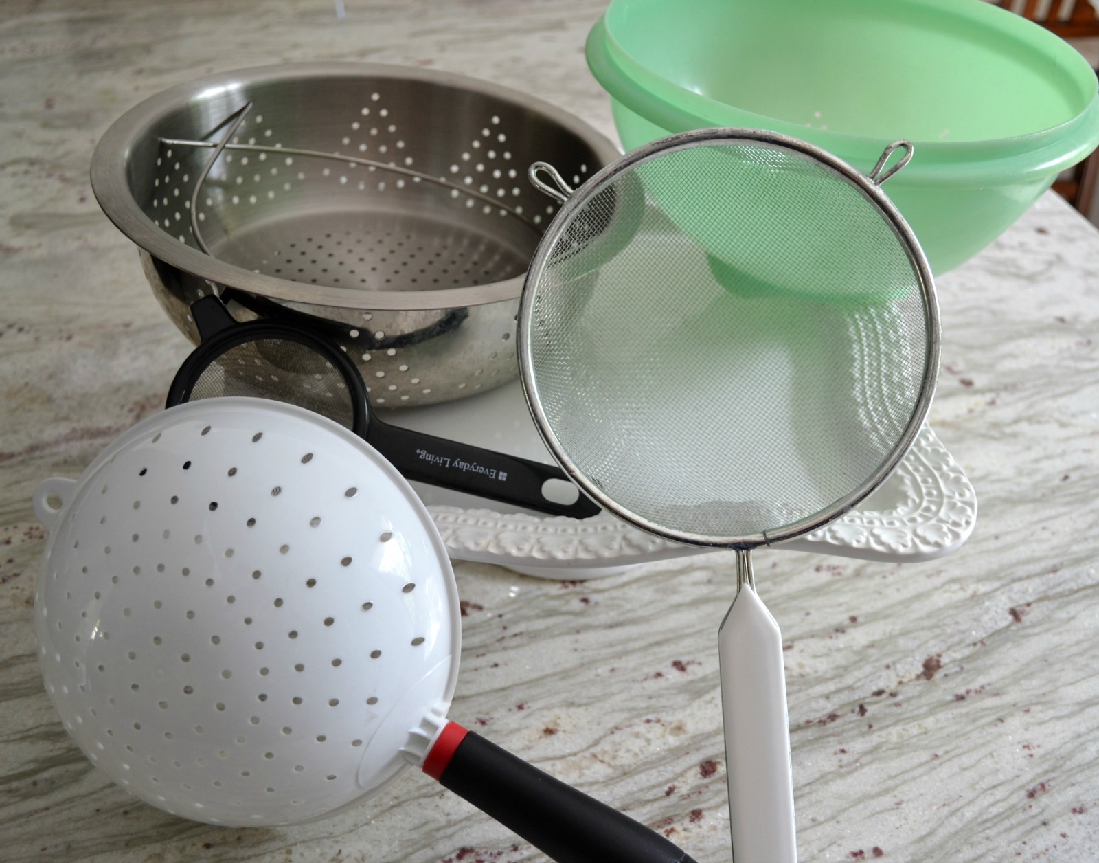 kids cooking classes, kitchen equipment, strainers, colanders