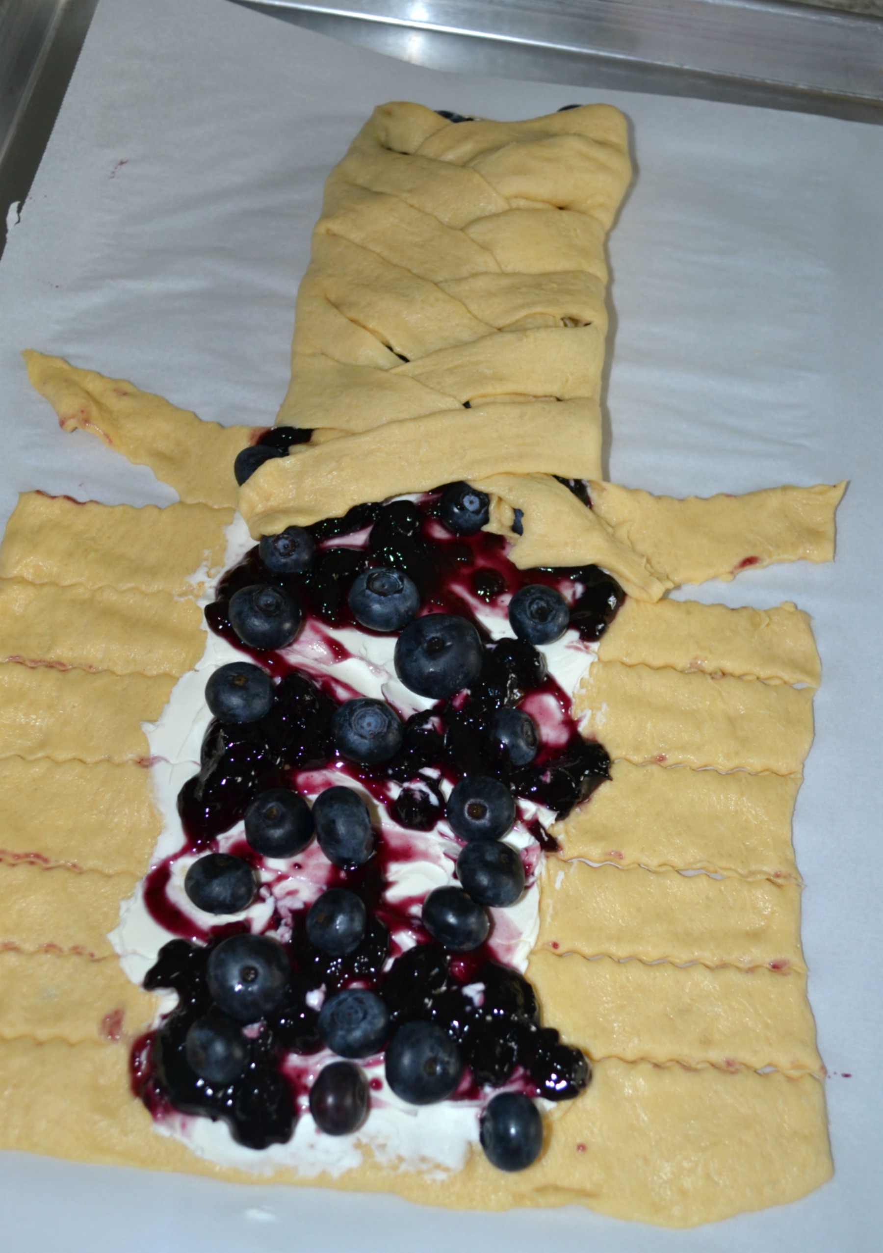 blueberries, breakfast braid