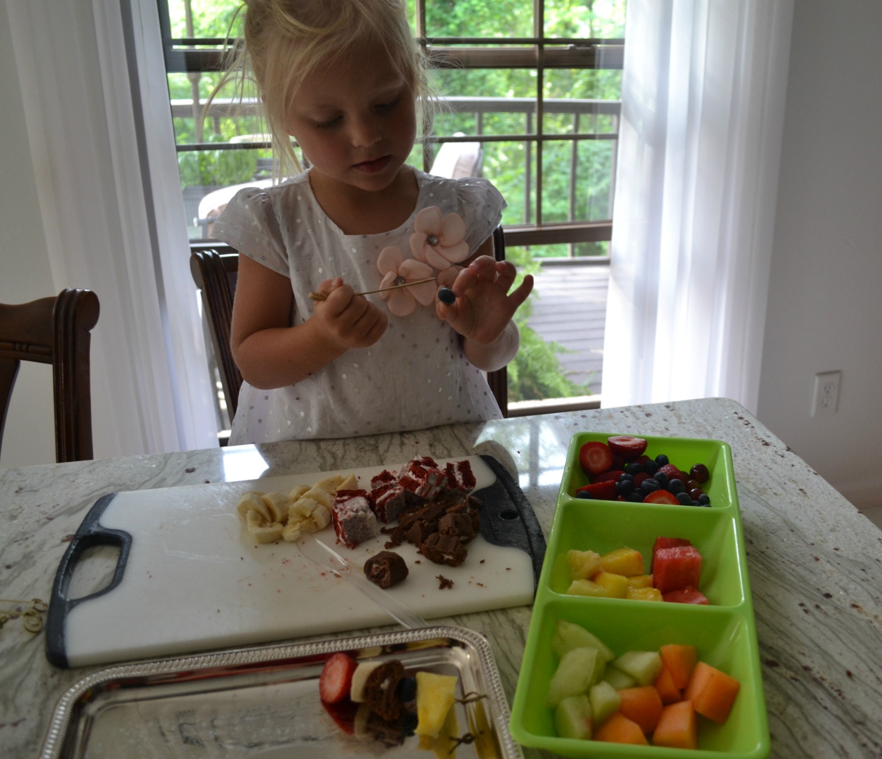 kids cooking, dessert kabobs