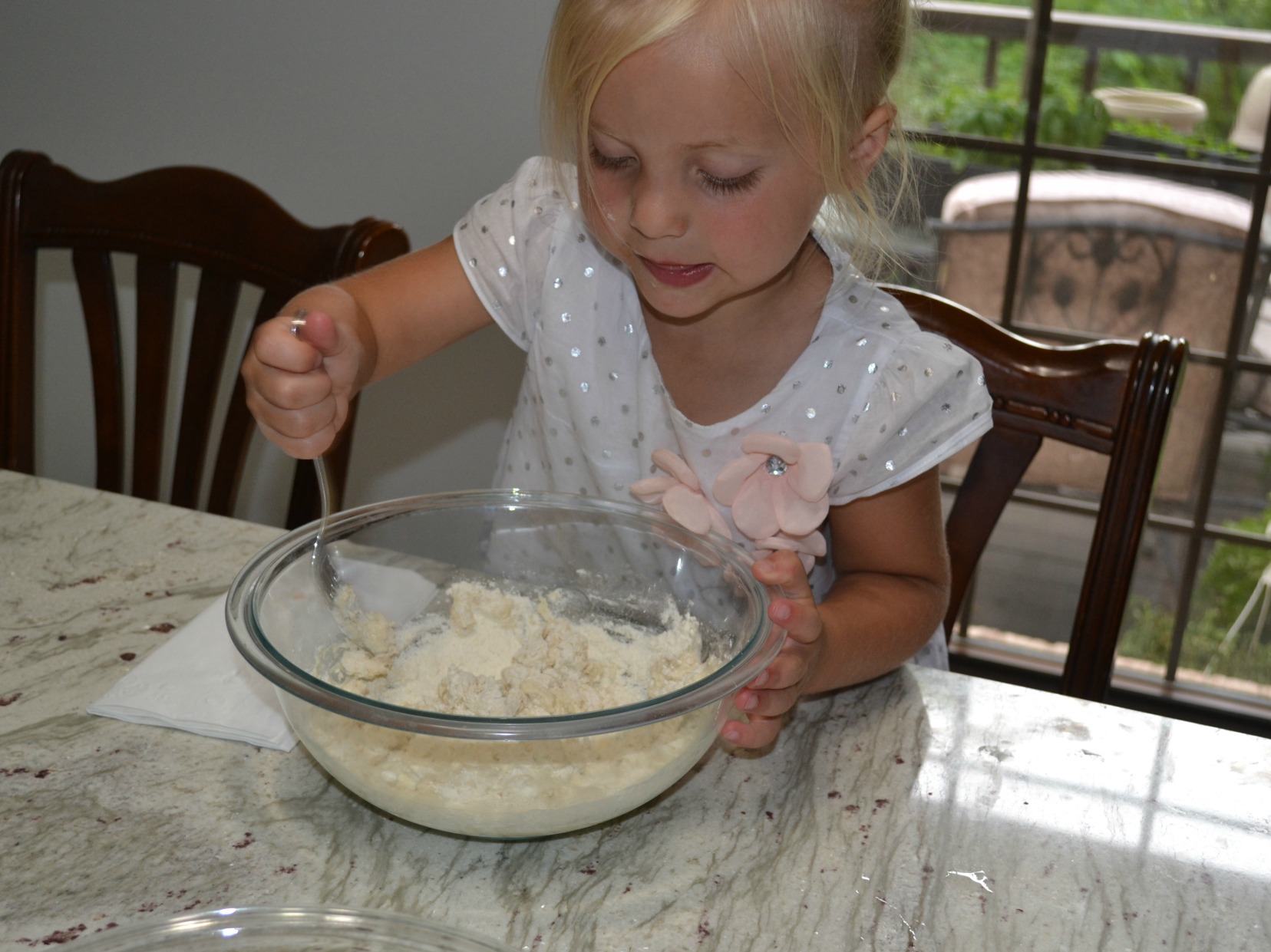 kids cooking, pizza, 3 year old chef