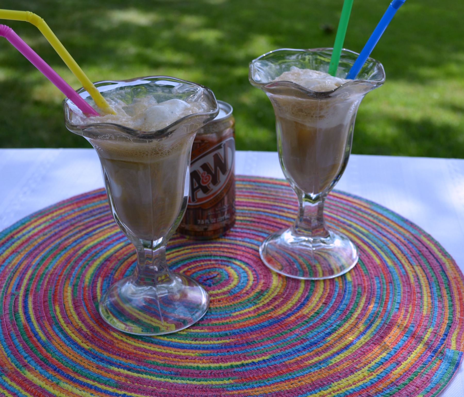 cook-out foods, root beer floats