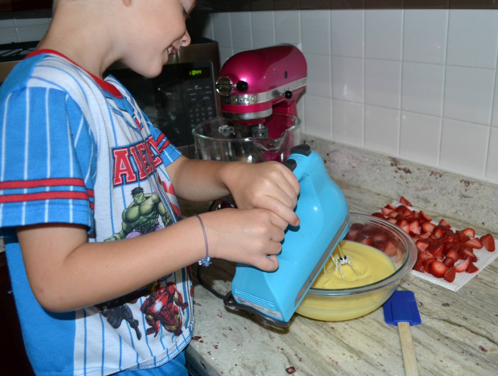 strawberry cream dessert, kids cooking class