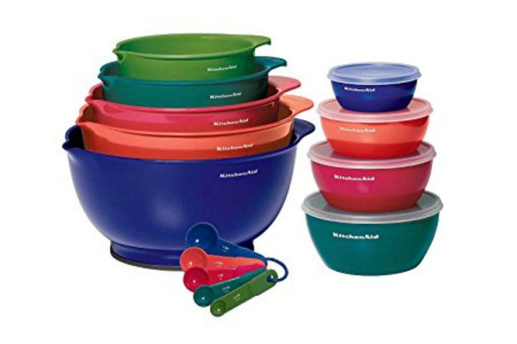 A cute and colorful collection of kitchen items for this spring giveaway.