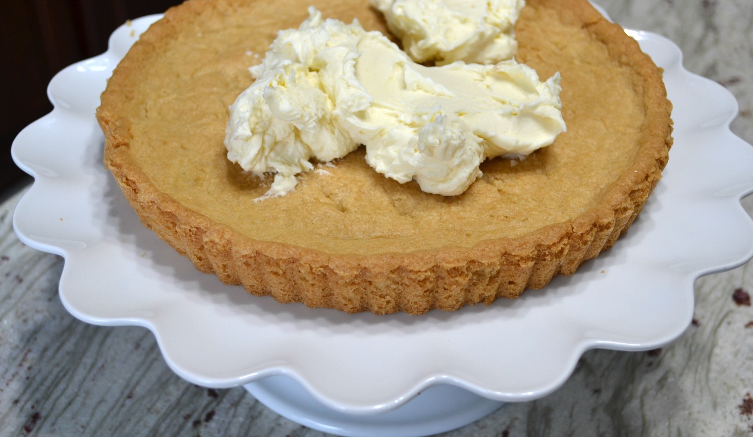 Raspberry Mascarpone Coconut Cream tart is an easy, elegant dessert to serve to your Valentine. 