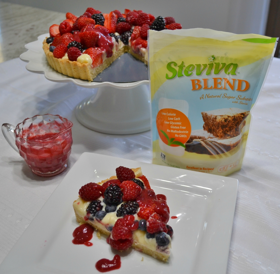 A refreshing berries & cream tart made with Stevia Blend