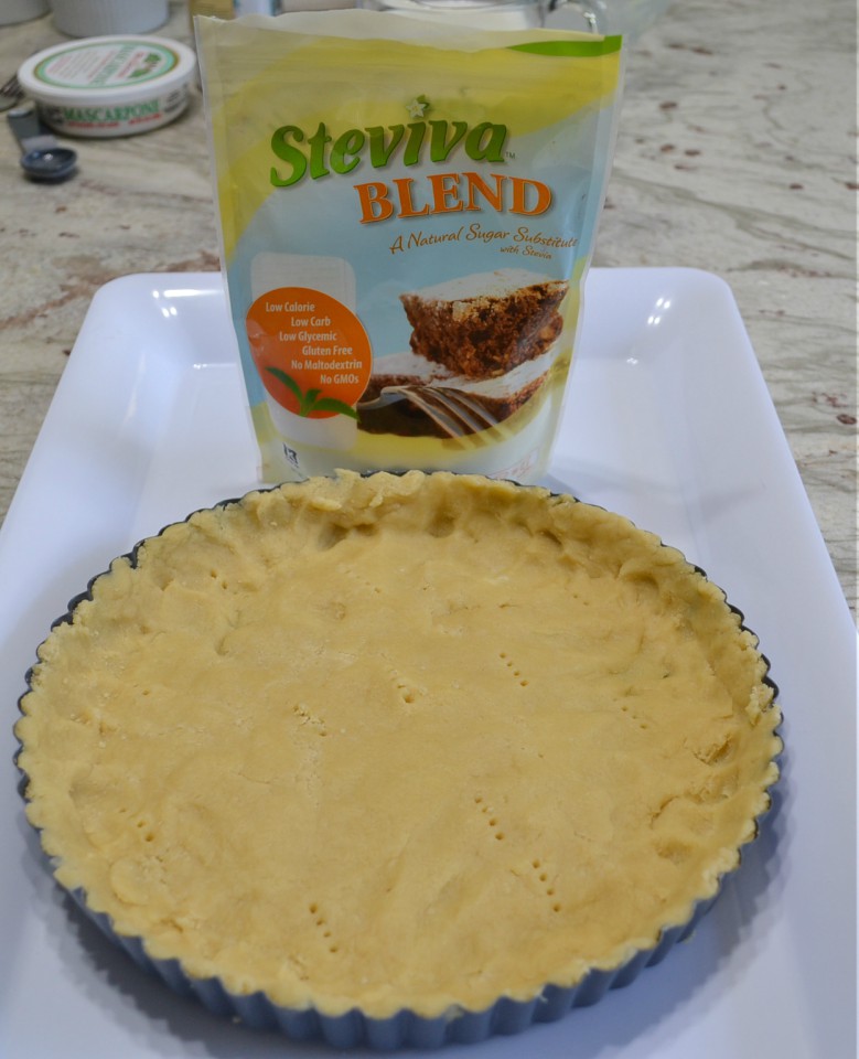 A refreshing berries & cream tart made with Stevia Blend