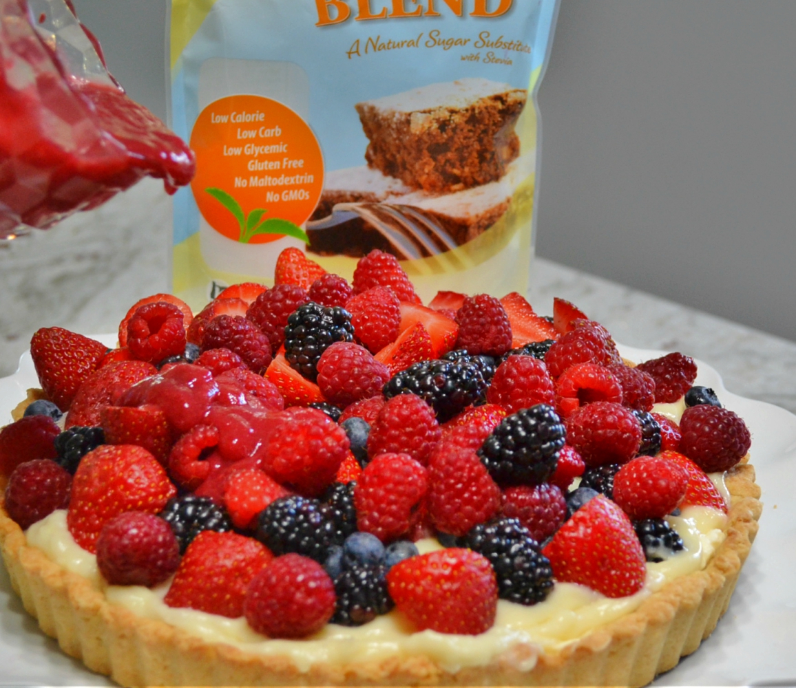 A refreshing berries & cream tart made with Stevia Blend.