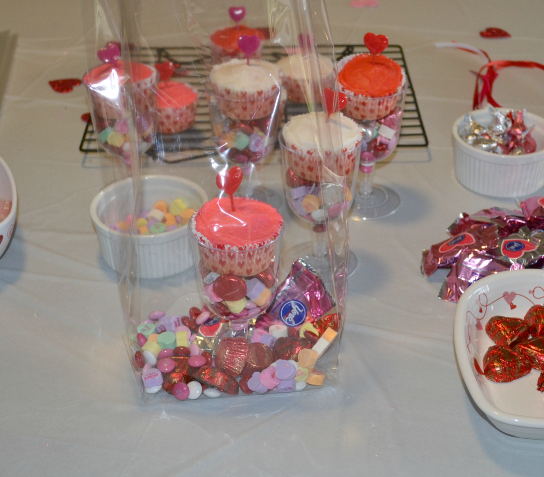 Valentine;s Day tips and treats for your children or grandchildren.