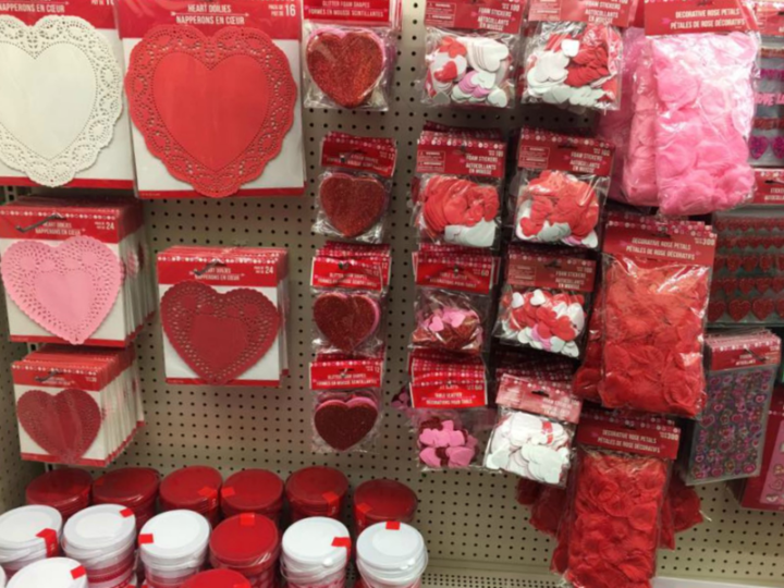 Valentine;s Day tips and treats for your children or grandchildren.