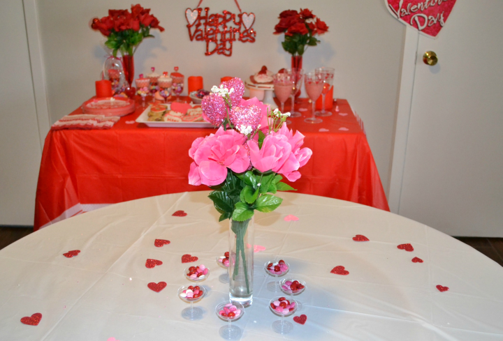 Valentine;s Day tips and treats for your children or grandchildren.