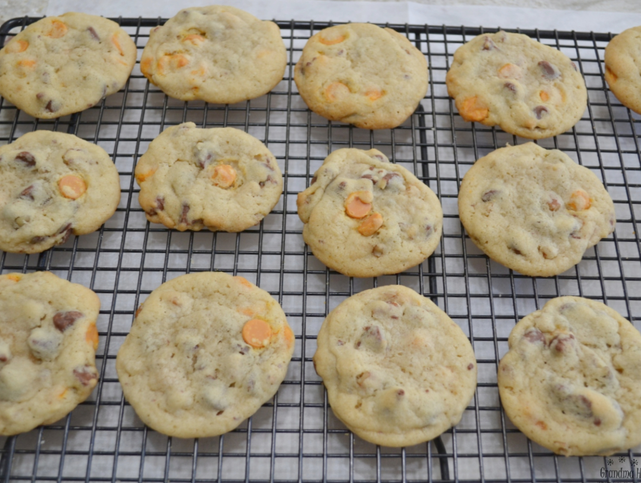 These Caramel Pecan Chocolate Chip Cookies are a basic chocolate chip recipe with the addition of caramel baking chips and pecan pieces. A soft center cookie with a toffee taste.