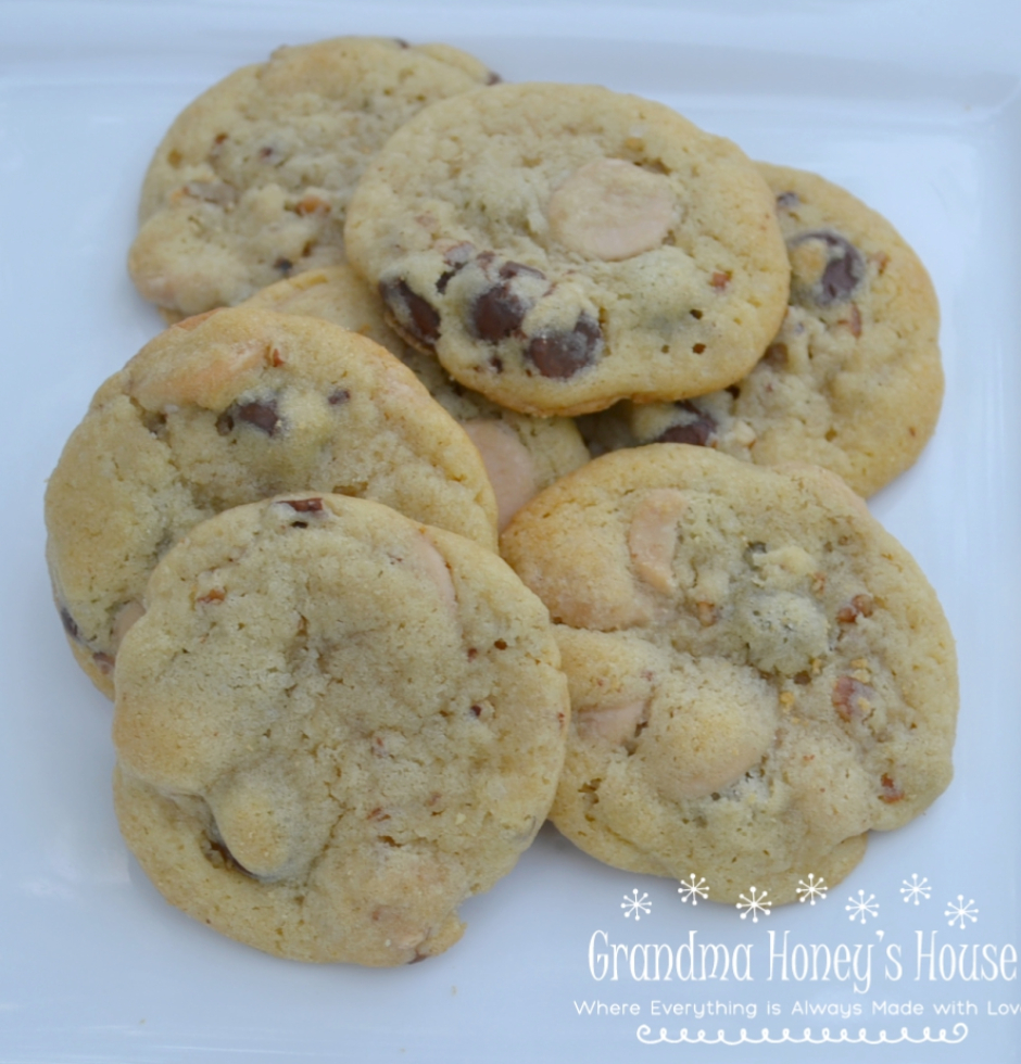 These Caramel Pecan Chocolate Chip Cookies are a basic chocolate chip recipe with the addition of caramel baking chips and pecan pieces. A soft center cookie with a toffee taste.