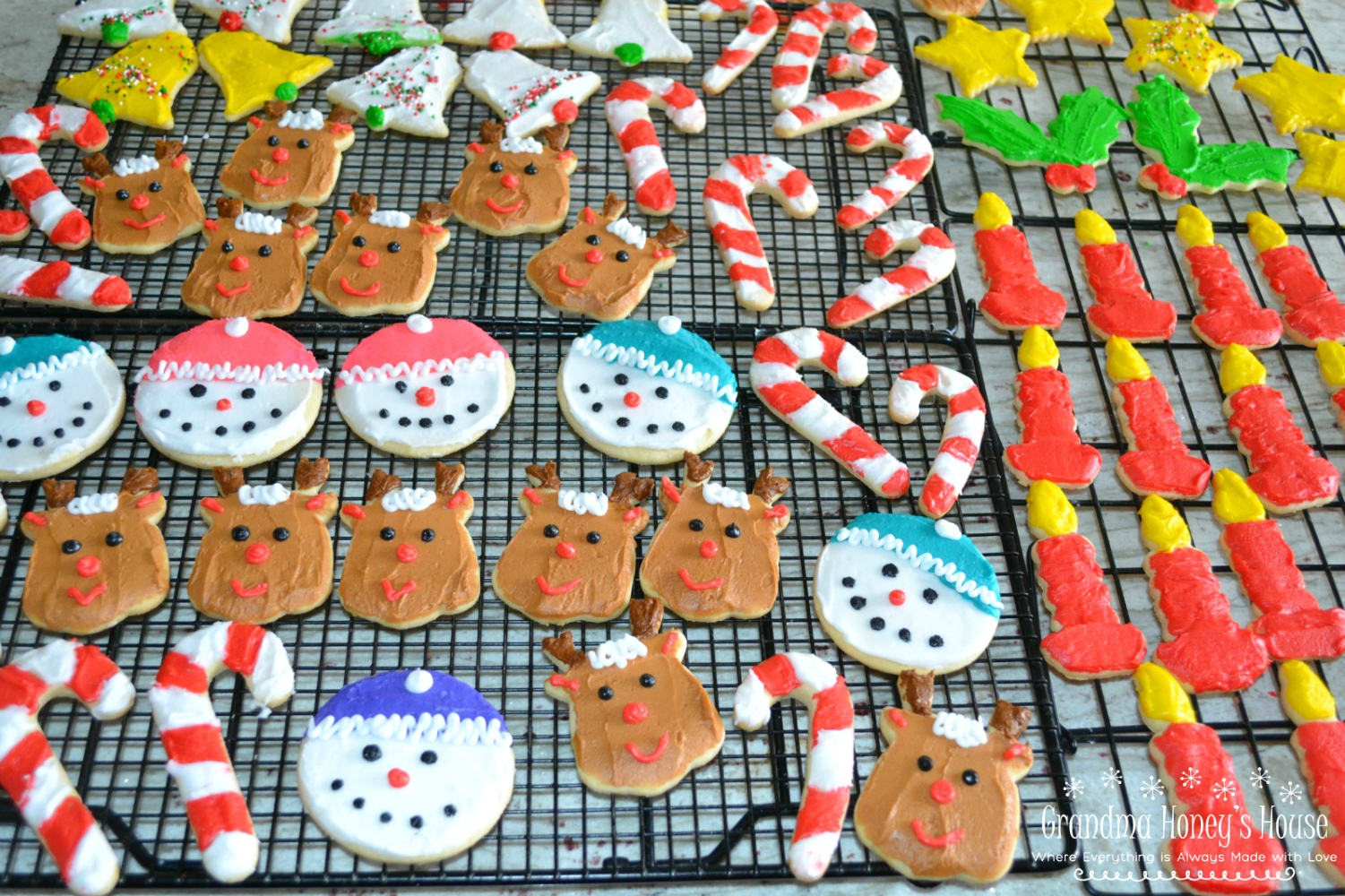 These decorated Christmas Sugar Cookies are an old time recipe that is so easy to make, delicious, and perfect for your holidays. 
