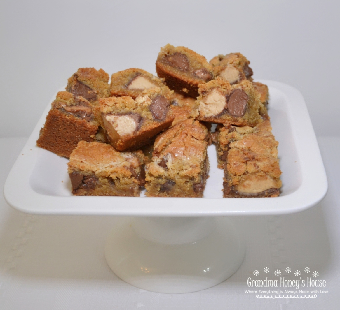 Peanut Butter Candy Bite Cookie Bars are a rich, gooey, treat loaded with peanut butter and bite size pieces of candy.