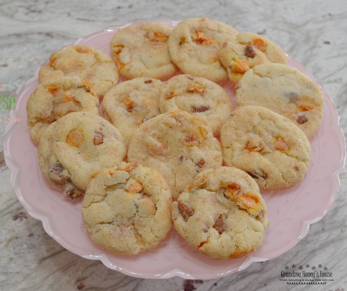 A basic snickerdoodle recipe with caramel morsels, diced apples, and pecan chips makes an over the top treat.