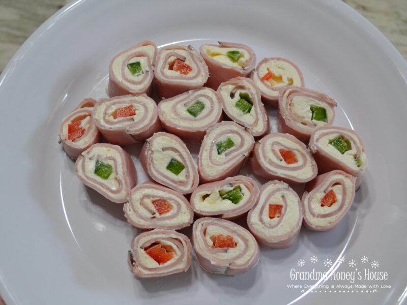 Ham and Cream Cheese Roll-ups, 3 ingredients, perfect for any party.