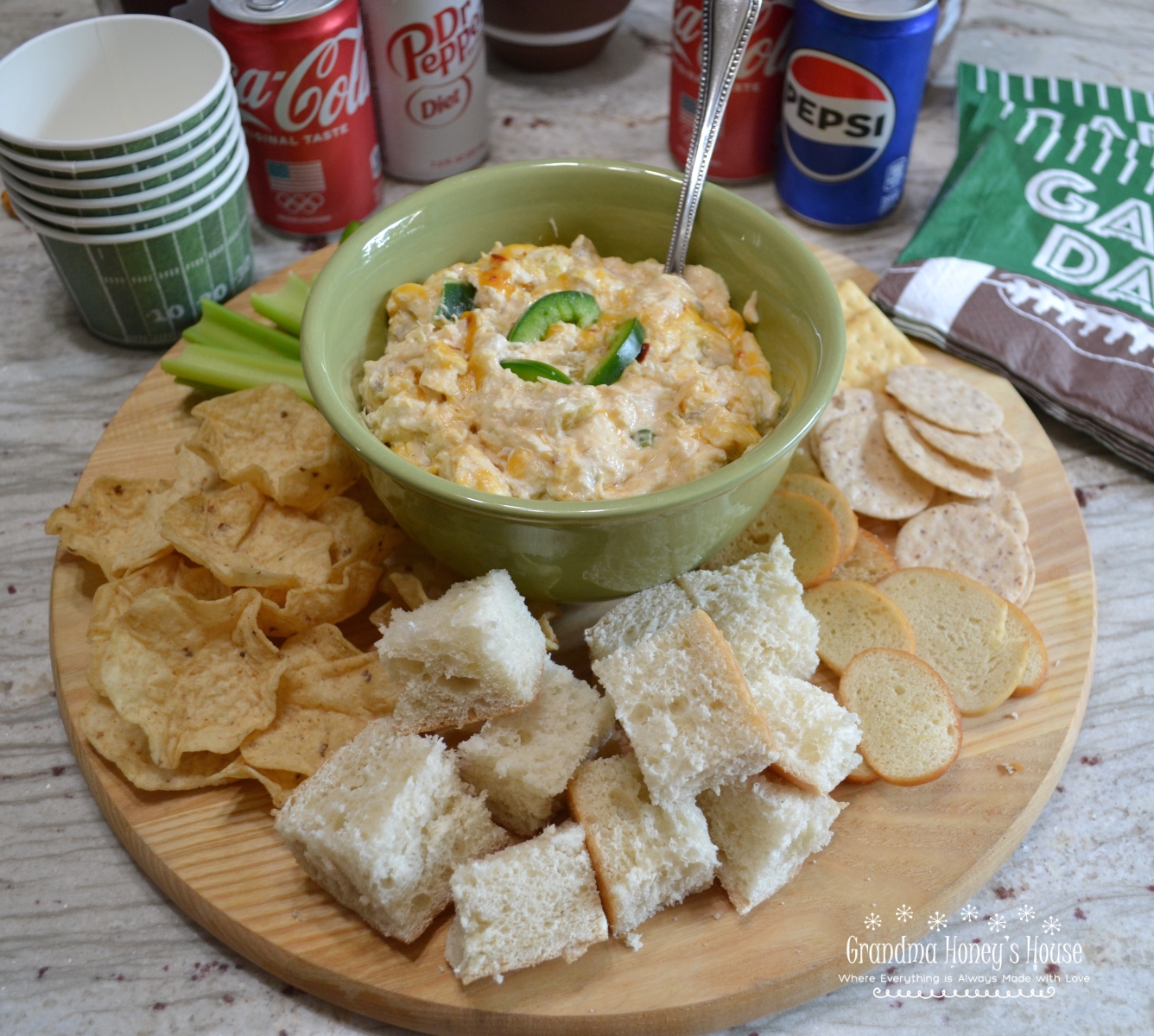 Cheesy Chicken Enchilada Dip is quick, creamy, hot dip loaded with cheeses, chicken, and a hit of heat.