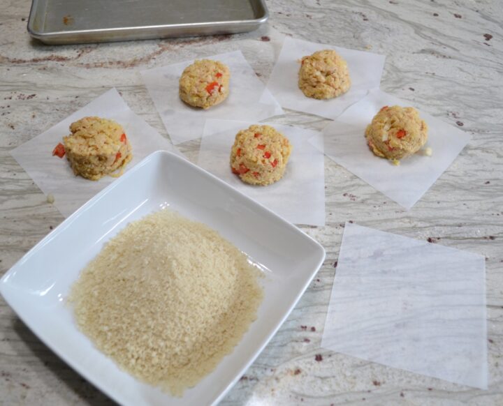 SALMON PATTIES (CAKES) - GRANDMA HONEY'S HOUSE