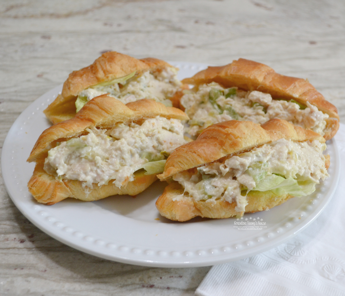 This old-fashioned chicken salad is creamy, slightly sweet, and perfect for sandwiches. Made with rotisserie chicken and simple ingredients, it’s an easy summer lunch favorite.