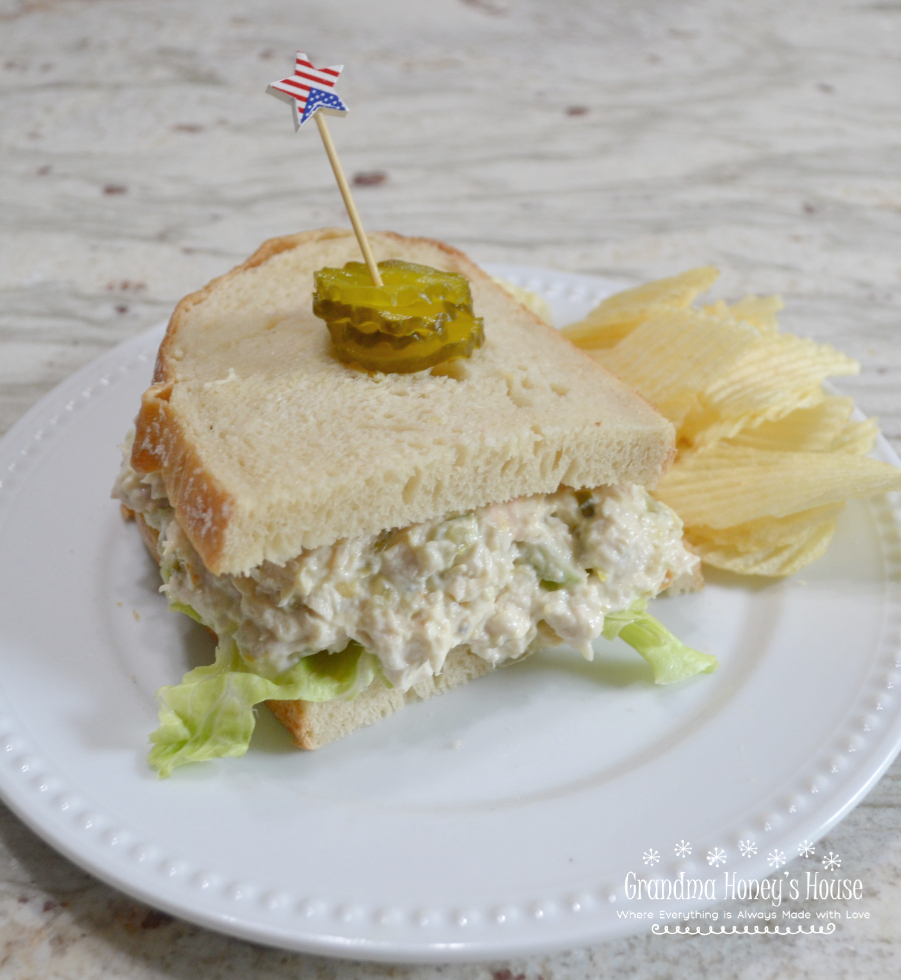This old-fashioned chicken salad is creamy, slightly sweet, and perfect for sandwiches. Made with rotisserie chicken and simple ingredients, it’s an easy summer lunch favorite.